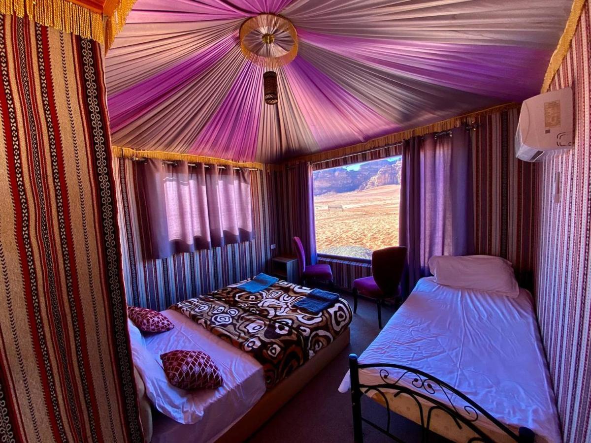 Holiday Inn Luxury Camp Wadi Rum Eksteriør billede